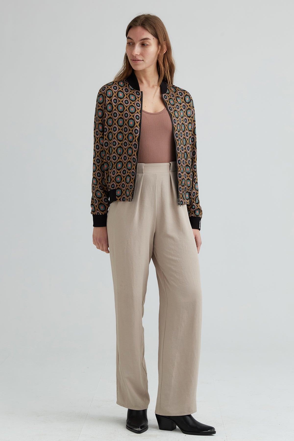Ruth Wendejacke Kaleidoscope/Black