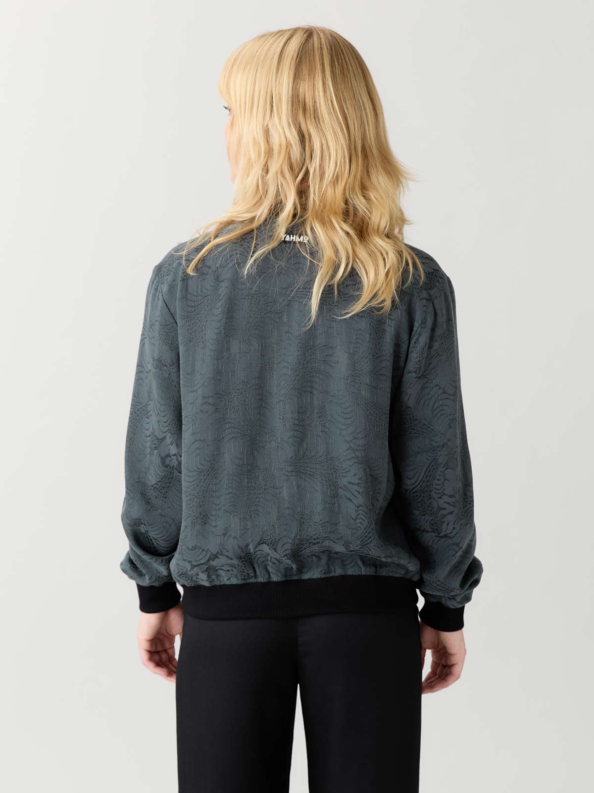 Ruth Wendejacke Eclipse/Black