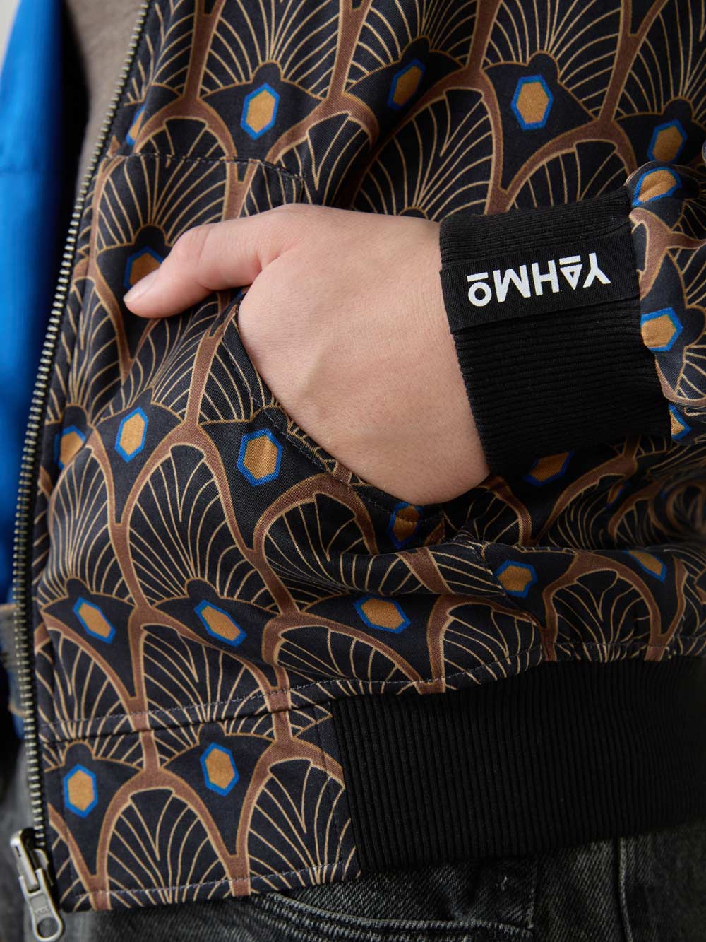 Ruth Wendejacke Metropolis/Blue