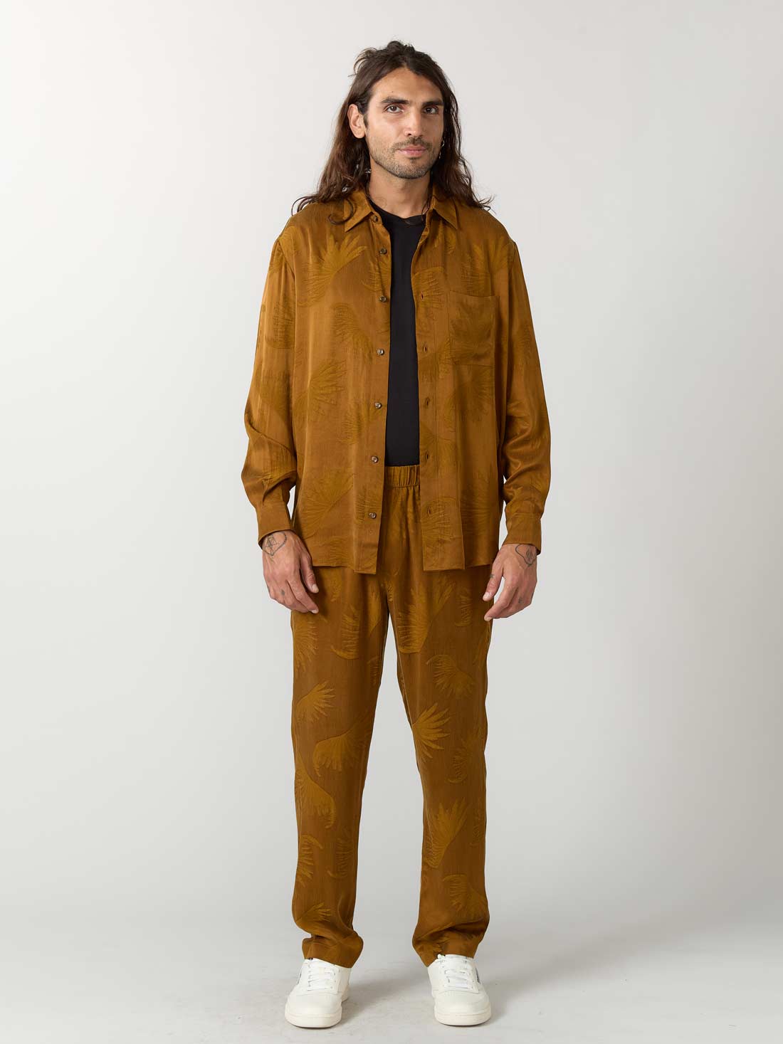 Hans Hemd Sandalwood