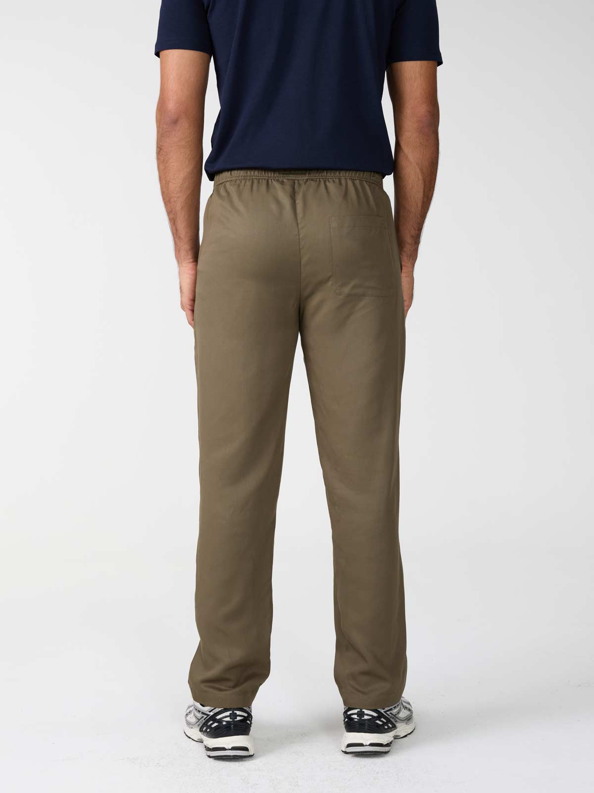 Walter Hose Oliv