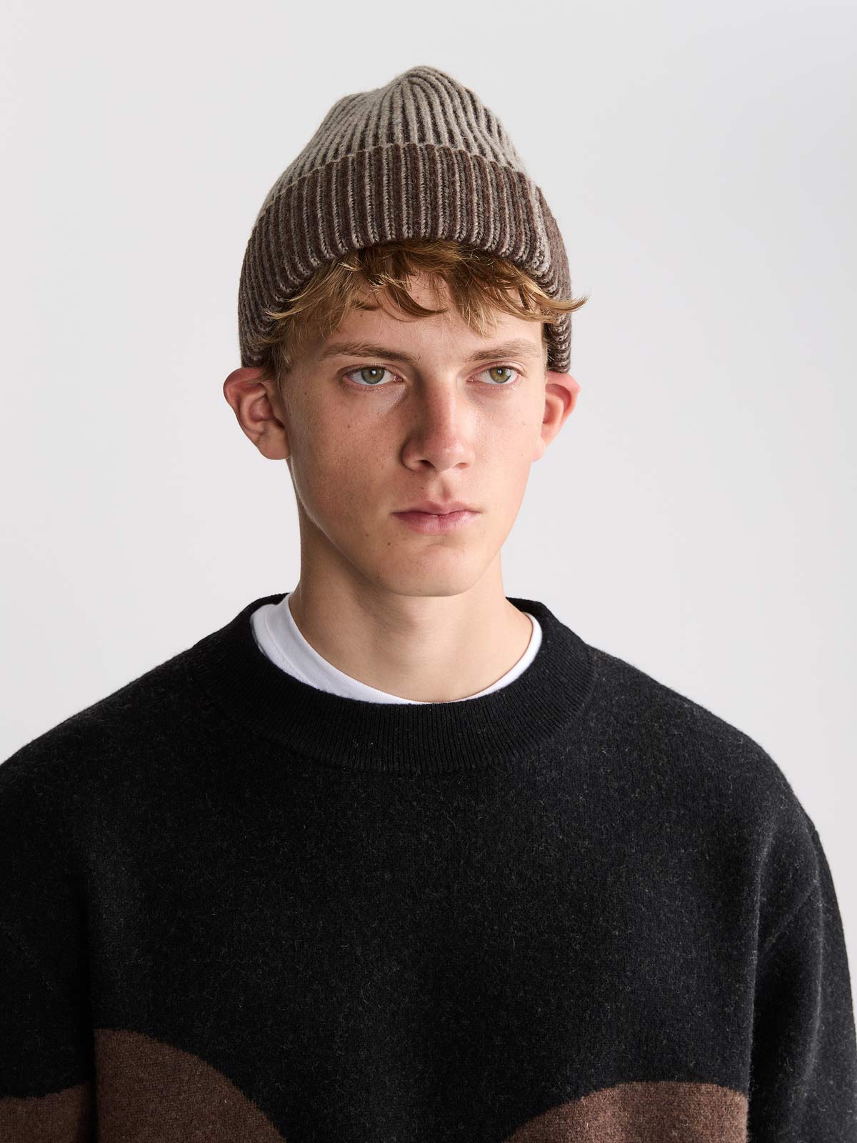 Lou Beanie Brown