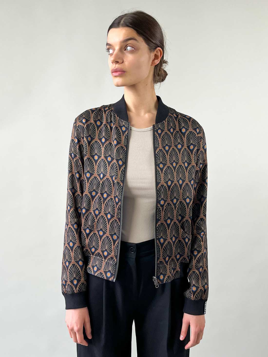 Ruth Wendejacke Metropolis/Blue