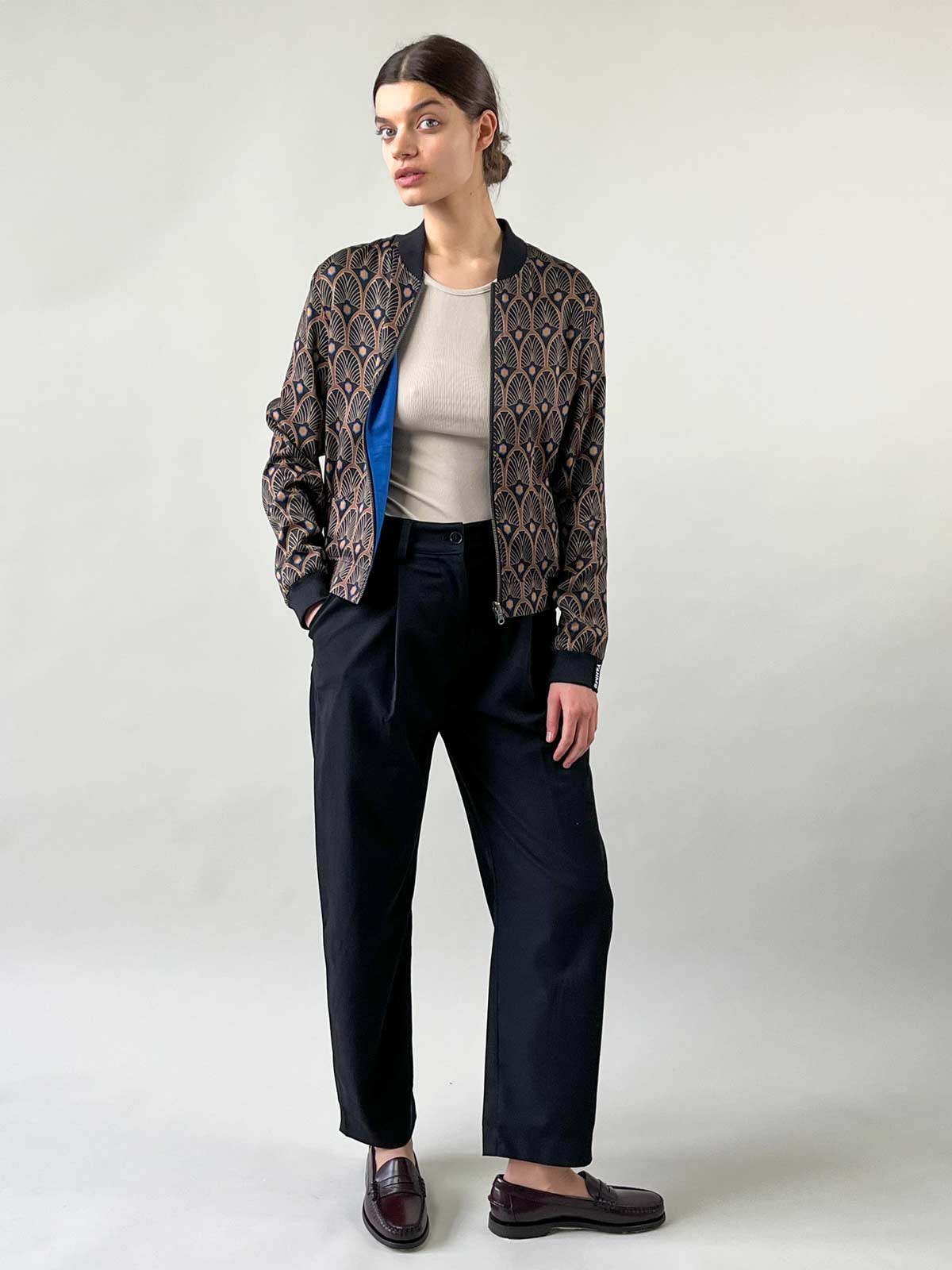 Ruth Wendejacke Metropolis/Blue