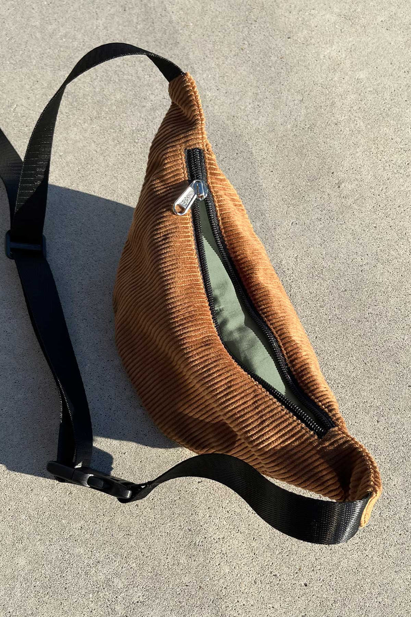 caramel Cord Bauchtasche