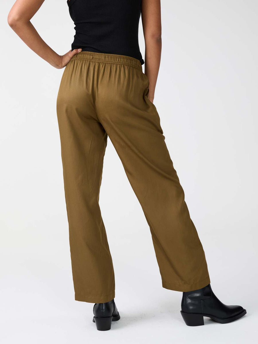 brown Pants made from TENCEL Lyocell