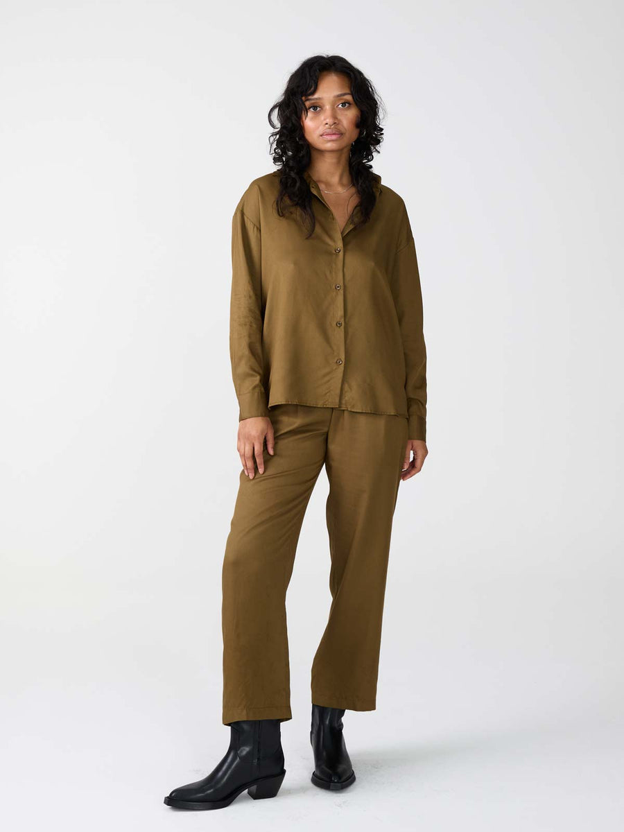 brown Pants made from TENCEL Lyocell