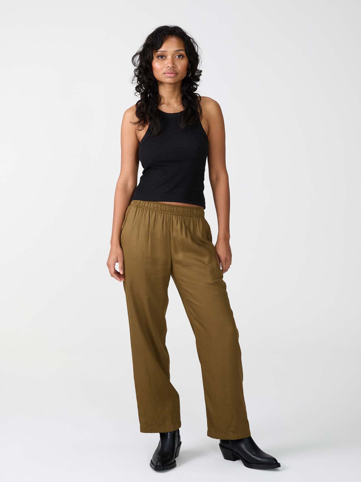 brown Pants made from TENCEL Lyocell