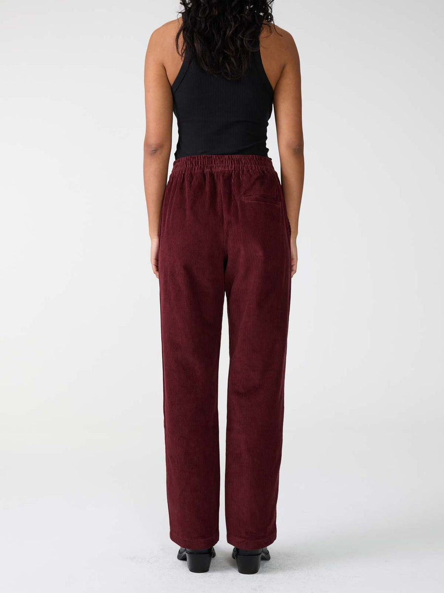 weinrote Marta Hose