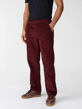 weinrote Otmar Cordhose