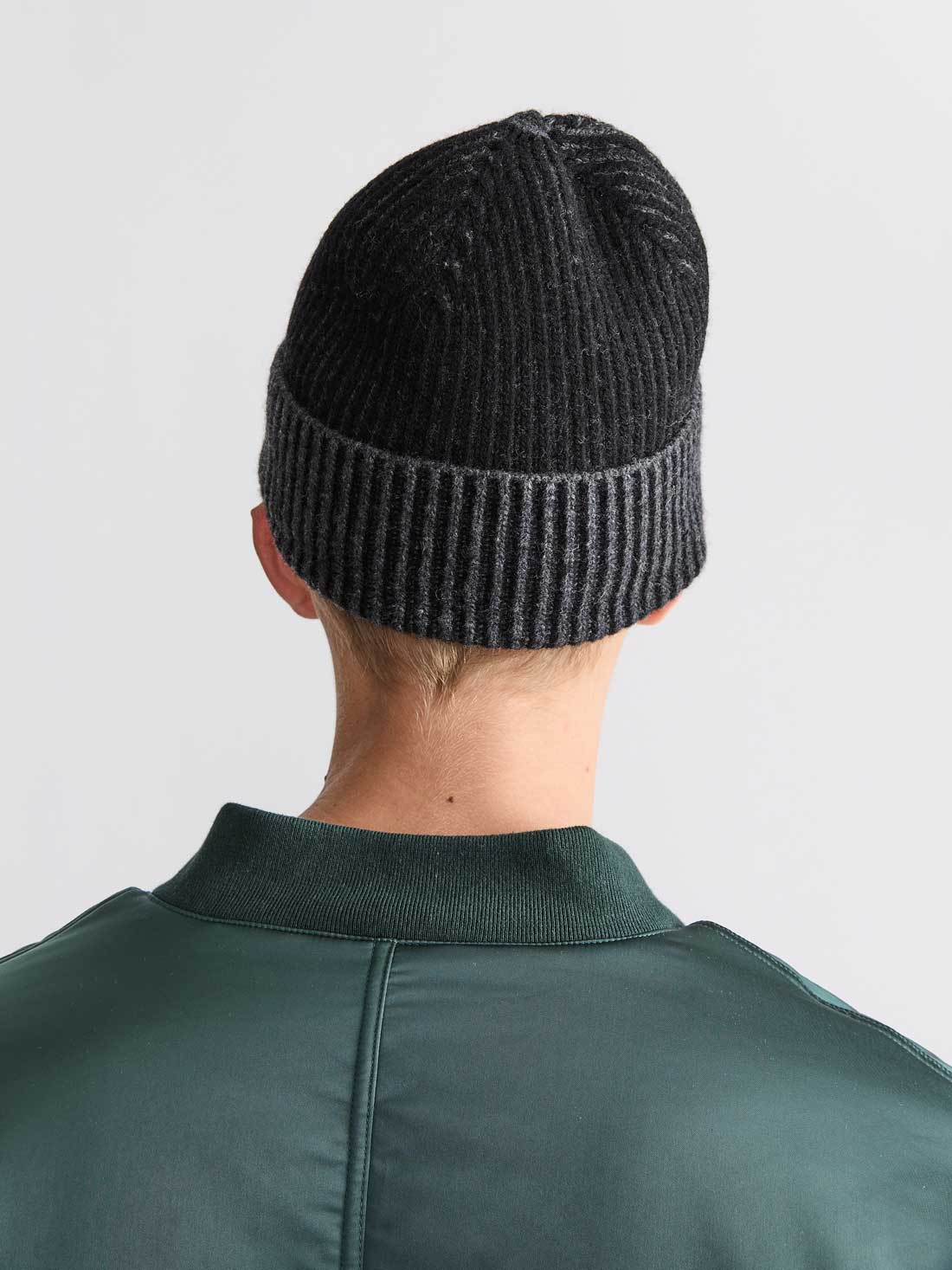 Lou Beanie Schwarz