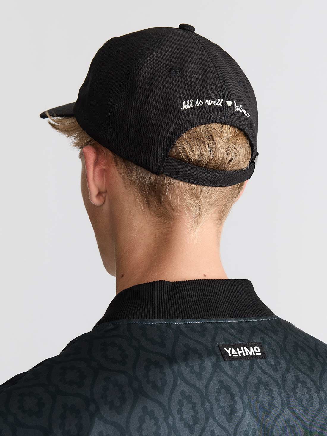 Mika Cap Schwarz