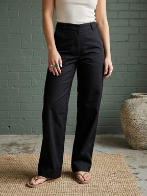 Alma Pants Black